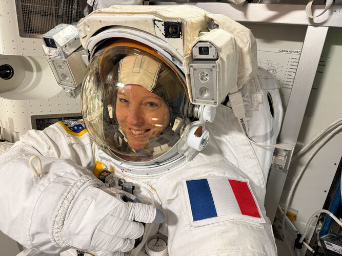 Adenot, Agencia Espacial Europea, Estación Espacial Internacional, astronauta, paseo espacial, órbita